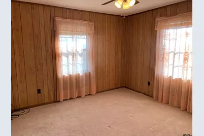 304 SW 6th, Bogata, TX 75417 - Photo 23