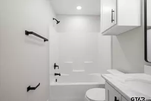 427 W Harmony St, Tyler, TX 75702 - Photo 29