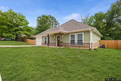 412 Crosby St, Lindale, TX 75771 - Photo 1