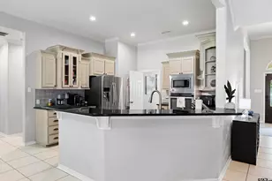 618 Huntwick Ln, Tyler, TX 75703 - Photo 5