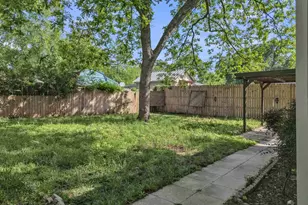111 W Gay Ave, Gladewater, TX 75647 - Photo 31
