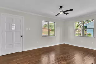 111 W Gay Ave, Gladewater, TX 75647 - Photo 3