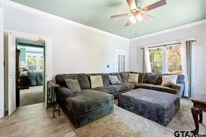 218 N Texas St, Pittsburg, TX 75686 - Photo 19