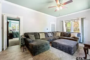 218 N Texas St, Pittsburg, TX 75686 - Photo 19