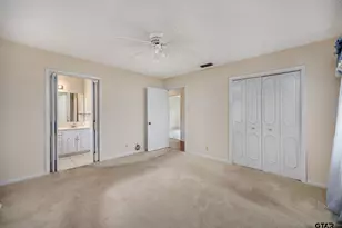 322 Vicksburg St, Tyler, TX 75703 - Photo 13