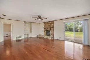 322 Vicksburg St, Tyler, TX 75703 - Photo 5