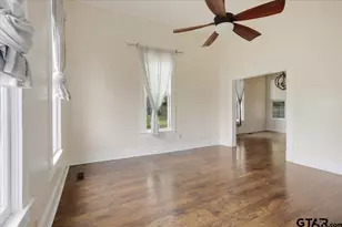 310 E 3rd St, Mt Pleasant, TX 75455 - Photo 5