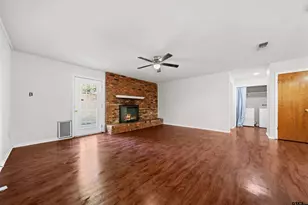 407 Shelly Dr, Whitehouse, TX 75791 - Photo 3