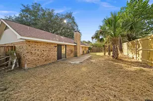 407 Shelly Dr, Whitehouse, TX 75791 - Photo 21