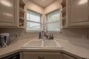 601 Quail Ln, Whitehouse, TX 75791 - Photo 7