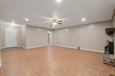 10142 Brookwood Dr, Tyler, TX 75707 - Photo 11