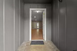 10142 Brookwood Dr, Tyler, TX 75707 - Photo 9