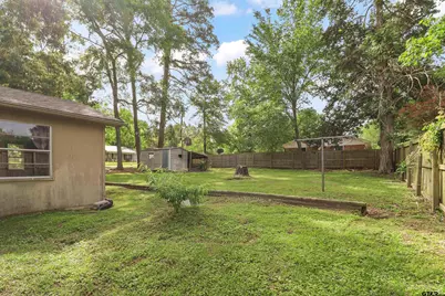 10142 Brookwood Dr, Tyler, TX 75707 - Photo 7