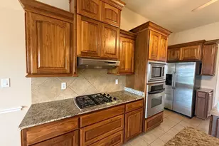 2073 Yasmeen Cir, Flint, TX 75762 - Photo 11