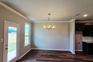 302 Driftwood Way, Whitehouse, TX 75791 - Photo 5