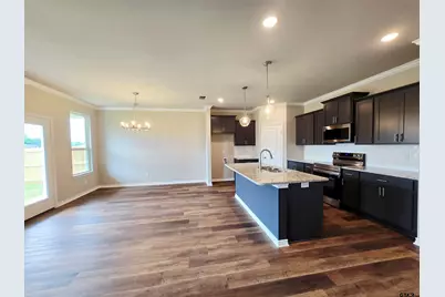 302 Driftwood Way, Whitehouse, TX 75791 - Photo 3
