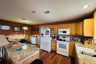 6454 Clear Creek Rd, Mabank, TX 75156 - Photo 5