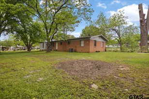 672 Diane St, Tyler, TX 75708 - Photo 25