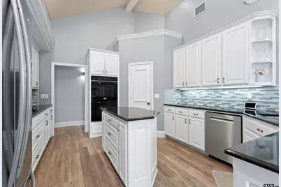 3807 Woods Blvd, Tyler, TX 75707 - Photo 5
