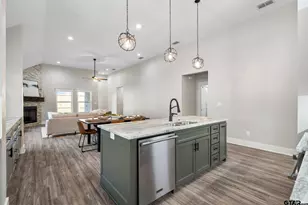 9120 Long Branch Dr, Tyler, TX 75703 - Photo 11