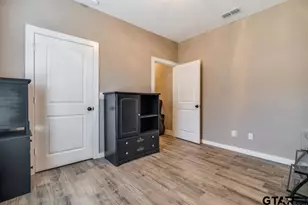 17409 Crossing Cir, Lindale, TX 75771 - Photo 19