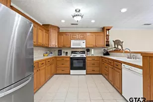448 N Hill Rd, Tyler, TX 75706 - Photo 5