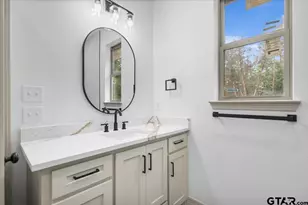 19461 Cedarpark Pl, Lindale, TX 75771 - Photo 9