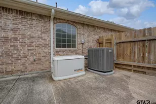205 Heritage Ct, Lindale, TX 75771 - Photo 39