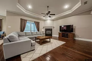 205 Heritage Ct, Lindale, TX 75771 - Photo 13
