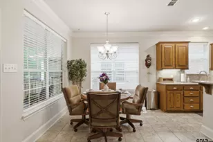 1857 Hollylake Cir, Tyler, TX 75703 - Photo 17