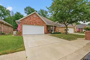1857 Hollylake Cir, Tyler, TX 75703 - Photo 27