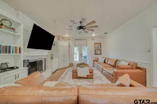 113 Oak Isle Dr, Longview, TX 75605 - Photo 17