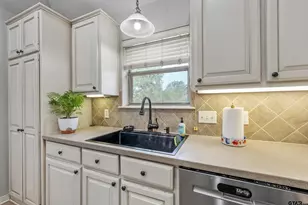 408 Northcreek, Chandler, TX 75758 - Photo 9