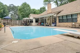 2405 Bentwood Dr, Palestine, TX 75803 - Photo 41