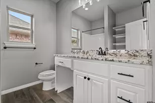 332 Kingdom Blvd, Lindale, TX 75771 - Photo 13