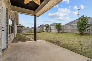 332 Kingdom Blvd, Lindale, TX 75771 - Photo 17