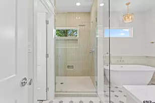 17300 Woodcrest Cir, Lindale, TX 75771 - Photo 21