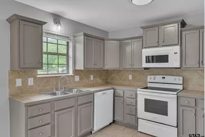 1231 N Holmes Ave, Tyler, TX 75702 - Photo 9
