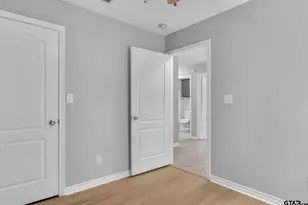 1231 N Holmes Ave, Tyler, TX 75702 - Photo 19