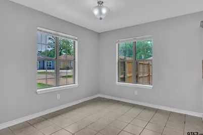 1231 N Holmes Ave, Tyler, TX 75702 - Photo 7