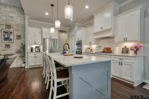 19359 Ridge Point Cir, Lindale, TX 75771 - Photo 11