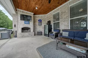 19359 Ridge Point Cir, Lindale, TX 75771 - Photo 37
