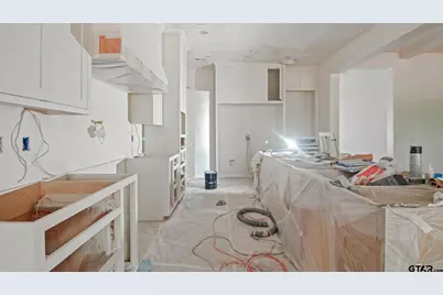 1993 Stafford Dr, Tyler, TX 75703 - Photo 13