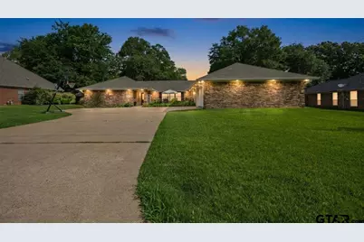517 Charmwood Dr, Chandler, TX 75758 - Photo 1