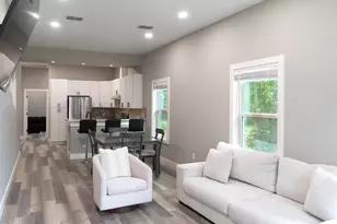 102 E Hillsboro, Tyler, TX 75702 - Photo 3