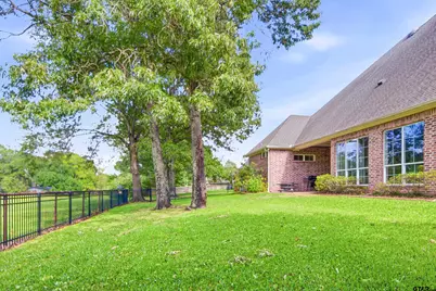 2122 Woodlands Dr, Tyler, TX 75703 - Photo 27