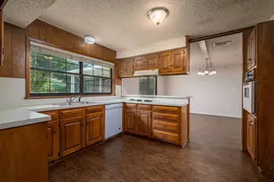 2513 Merry Ln, Tyler, TX 75701 - Photo 9