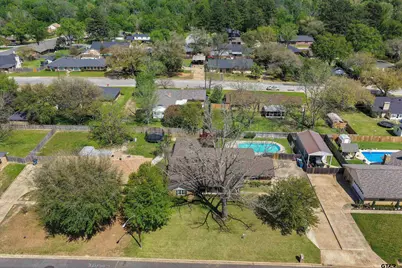 1207 S Evenside, Henderson, TX 75652 - Photo 27