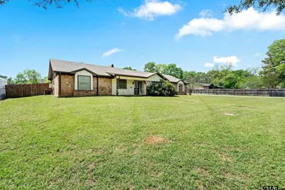 1006 Spring St, Longview, TX 75604 - Photo 17
