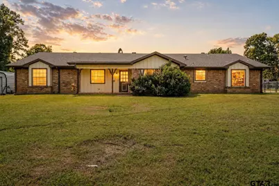 1006 Spring St, Longview, TX 75604 - Photo 1